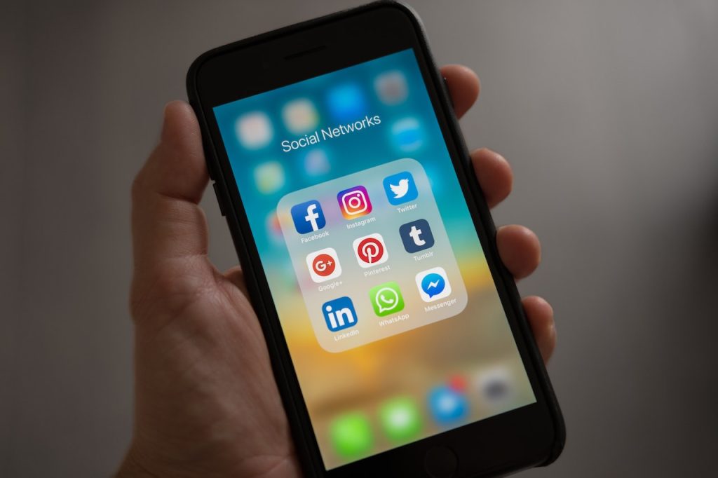 how social media can help your business